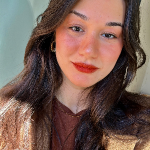 Ayşen G.