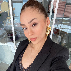Ezgi M.