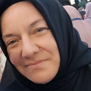 Emel Elmacı